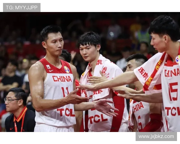 中国男篮力克澳大利亚晋级世界杯四强 揭秘关键球员表现与战术变化 中国男篮力克澳大利亚晋级世界杯四强 揭秘关键球员表现与战术变化