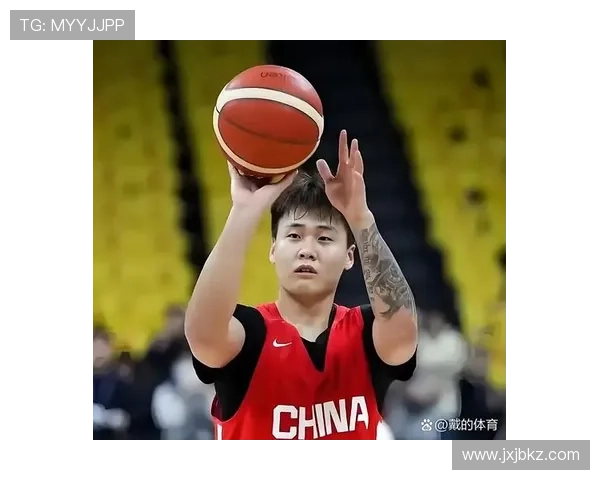 中国男篮新星崛起,年轻阵容挑战国际强队迎接巴黎奥运会新机遇 中国男篮新星崛起,年轻阵容挑战国际强队迎接巴黎奥运会新机遇