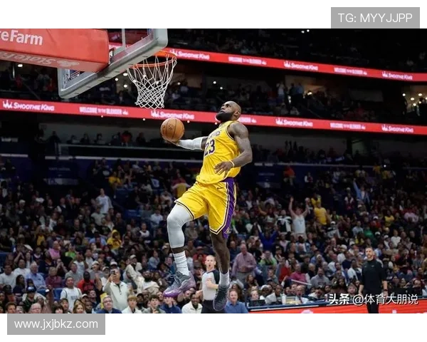 詹姆斯领衔湖人季前赛大胜 勇士再度迎来伤病困扰球队调整中